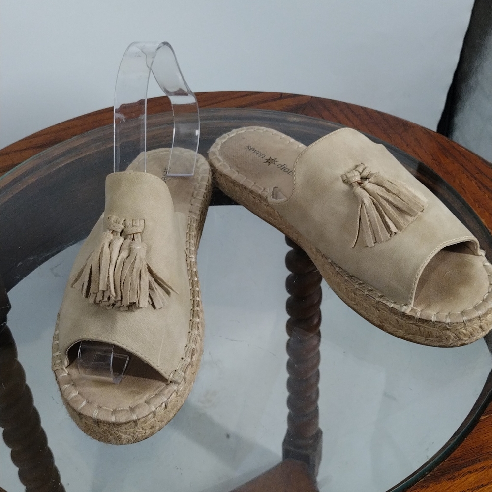 SEVEN DIALS Womens Shoes